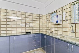 Cozy Stay Fortis Hospital by OYO Rooms