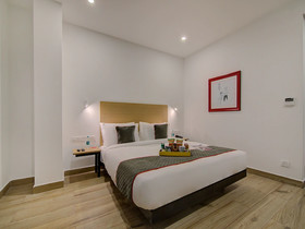 OYO Townhouse 038 Banaswadi 100Ft Road