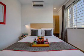 OYO Townhouse 040 Global Village Tech Park