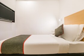 OYO Townhouse 180 Jayanagar