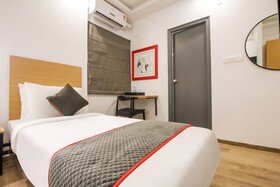 OYO Townhouse 180 Jayanagar
