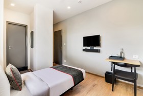 OYO Townhouse 238 Ulssor