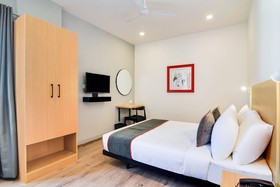 OYO Townhouse 238 Ulssor