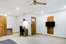 OYO Townhouse 387 Grand Vista Koramangala