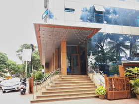 Pleasant Stay Inn by OYO