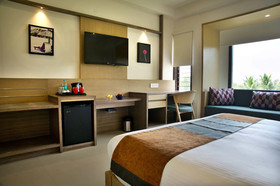Purple Cloud Hotel