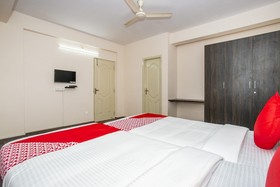 Resside 11 By OYO Rooms