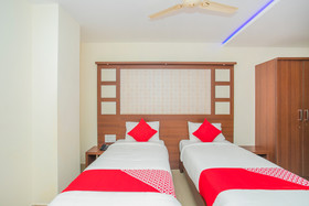 Ring View Hotel by OYO Rooms