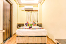 Royal Wood By OYO Rooms