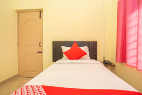 Shree Comforts By OYO Rooms