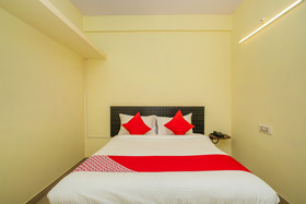 Shree Comforts By OYO Rooms