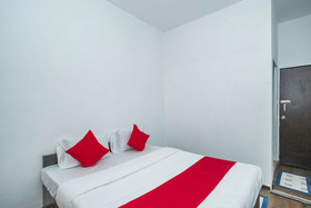 Shri Krishna Hometel By OYO Rooms