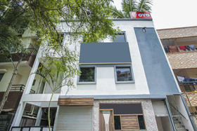 Shri Krishna Hometel By OYO Rooms