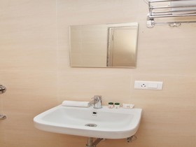Siri Residency by OYO Rooms