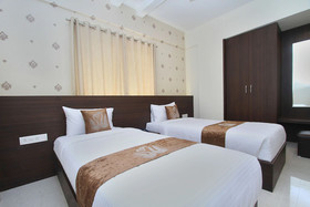 SJR Suites And Comforts