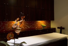 Springs Hotel And Spa Bangalor