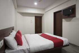 Sri Durga Residency By OYO Rooms