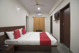 Sri Durga Residency By OYO Rooms