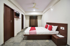 Sri Durga Residency By OYO Rooms