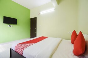 Srigandha Party Hall by OYO Rooms