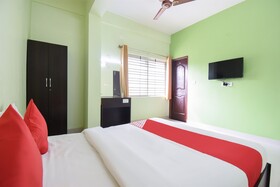 Srigandha Party Hall by OYO Rooms