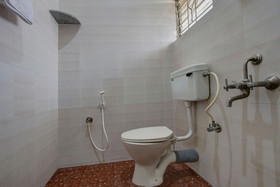 Sri Sai Comforts By OYO Rooms
