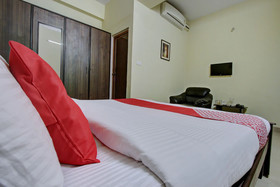 Sri Sai Comforts By OYO Rooms