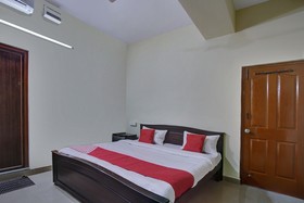 Sri Sai Comforts By OYO Rooms