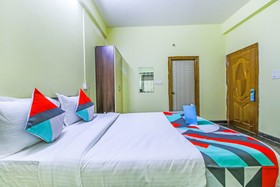 Sri Sai Suites by FabHotels