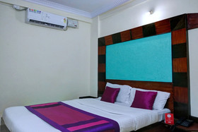 Star Deluxe Lodge