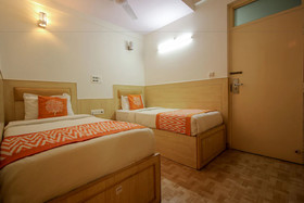OYO 7897 Status Suites