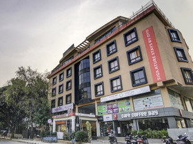 Melody Inn by OYO