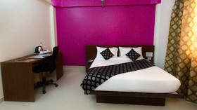 Sunray Hotel