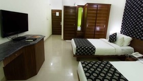 Sunray Hotel
