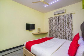 Suraksha Residency by OYO Rooms