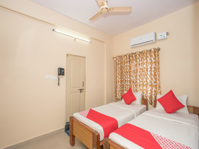 New SV Suites by OYO Rooms