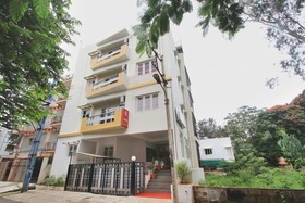 The Banjaara Suites By OYO Rooms