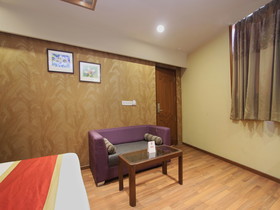 The Berrys Hotel