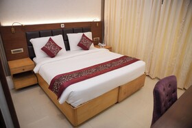 The Ontime Hotel