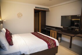 The Ontime Hotel