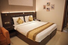 The Ontime Hotel