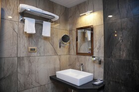 The Ontime Hotel