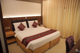 The Ontime Hotel