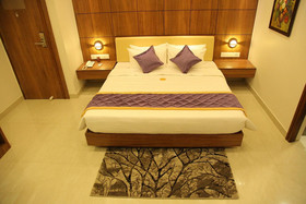 The Pommels Business Hotel