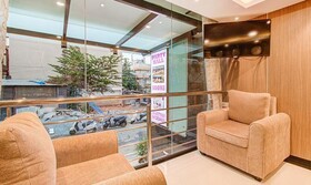 The Royal Suites by Fabhotel