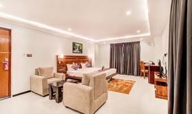 The Royal Suites by Fabhotel