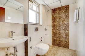 Townhouse Oak Hotel Prime