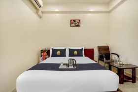 Townhouse Oak Hotel Prime