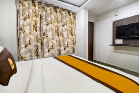 Townhouse OAK SRK White Inn