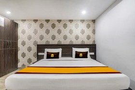 Townhouse OAK SRK White Inn